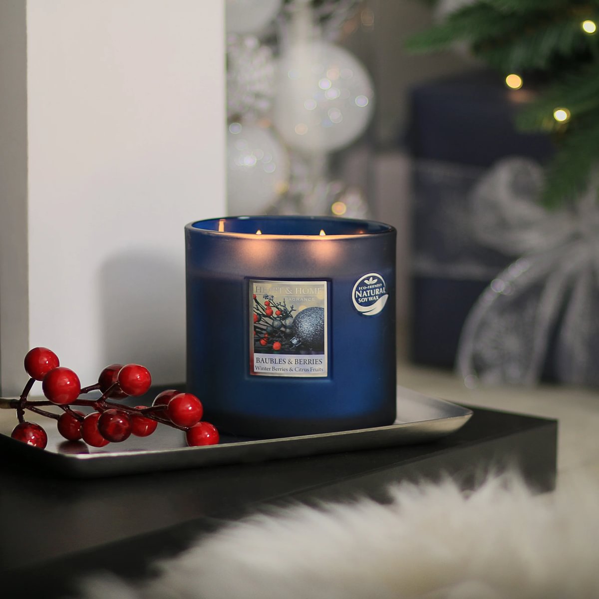 Heart & Home Twin Wick Soy Wax Candle - Baubles & Berries