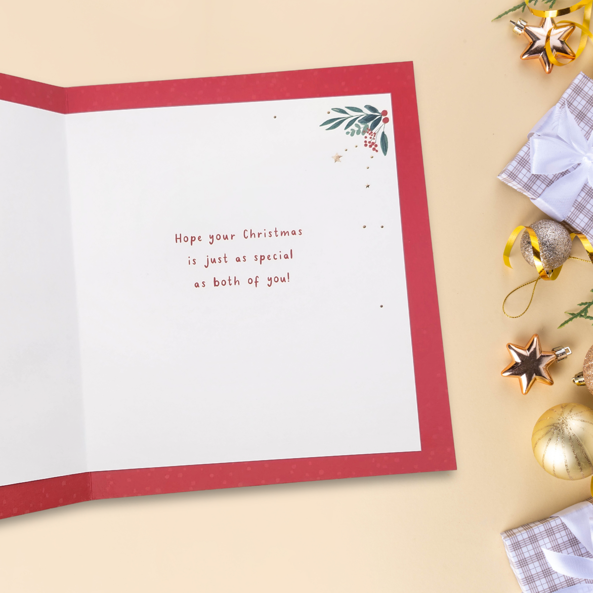 Wife Christmas Card - Heart Wreath Sparkle
