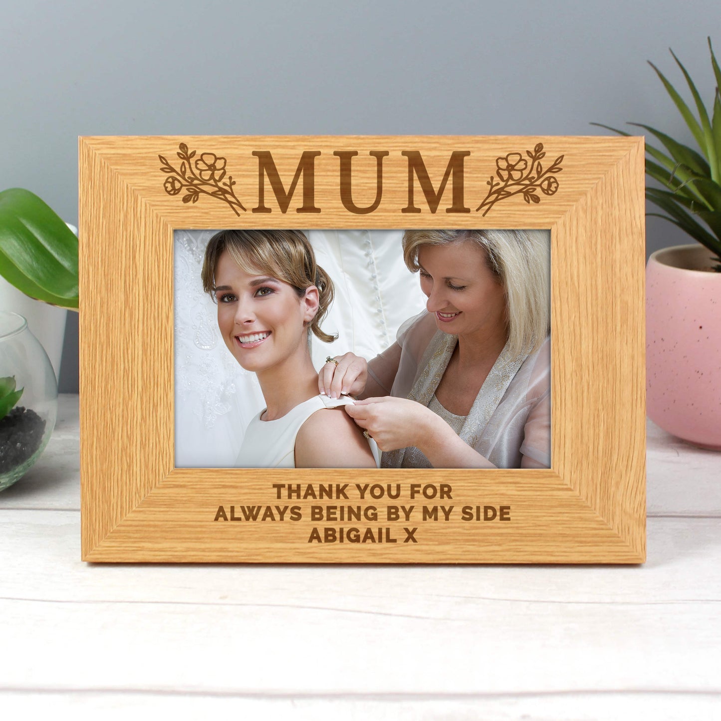Mum Gift - Personalised Floral Mum 6x4 Oak Finish Photo Frame
