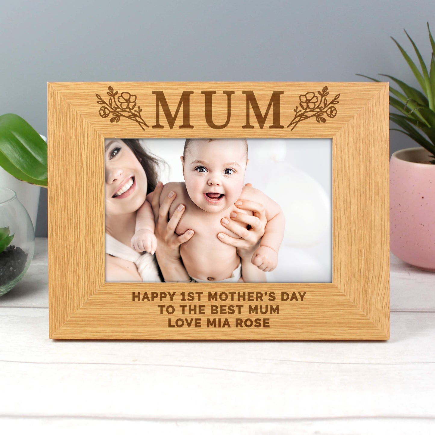 Mum Gift - Personalised Floral Mum 6x4 Oak Finish Photo Frame