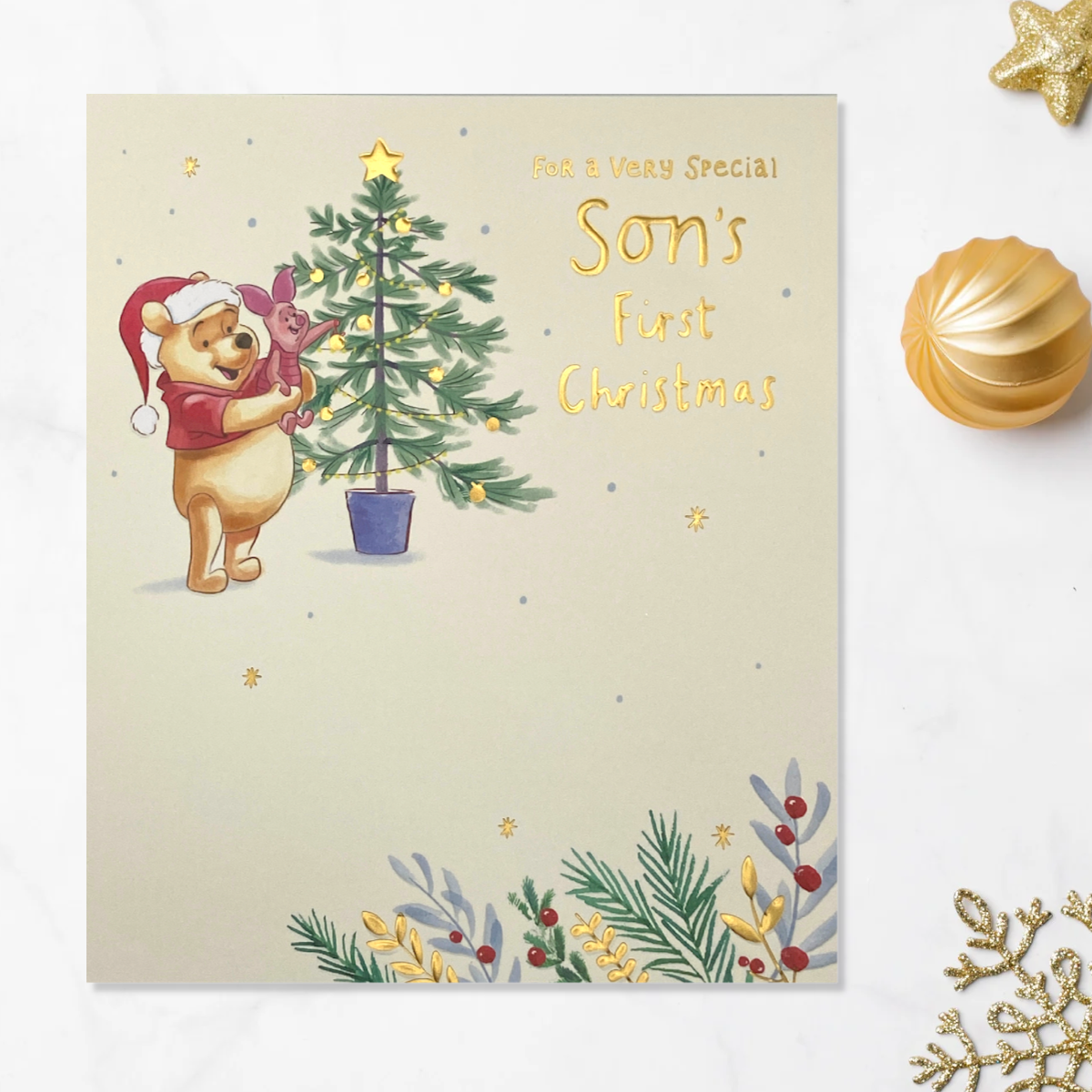 Winnie the pooh and piglet with christmas tree