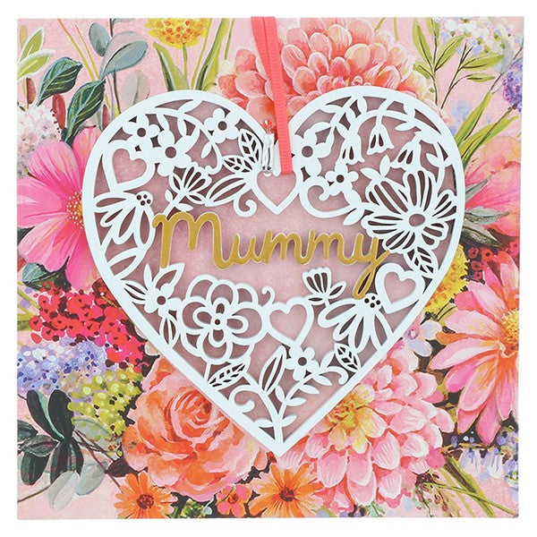 White heart shaped lace wooden plaque with gold mummy text on floral display card