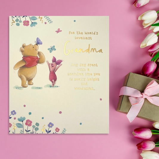 Cream square card with Winnie the pooh and piglet