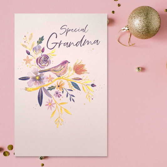 Special Grandma - Simply Traditional - Birthday Card Front Iimage