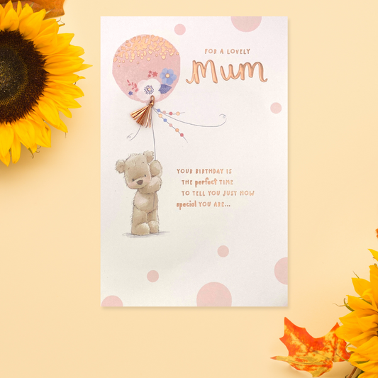 Lovely Mum - Nutmeg - Birthday Card Front Image